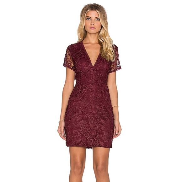 WAYF Women’s Lace Minidress in Burgundy size Small - Picture 1 of 11